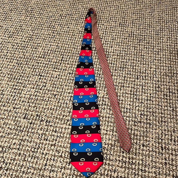 Gucci silk tie - Picture 1 of 3